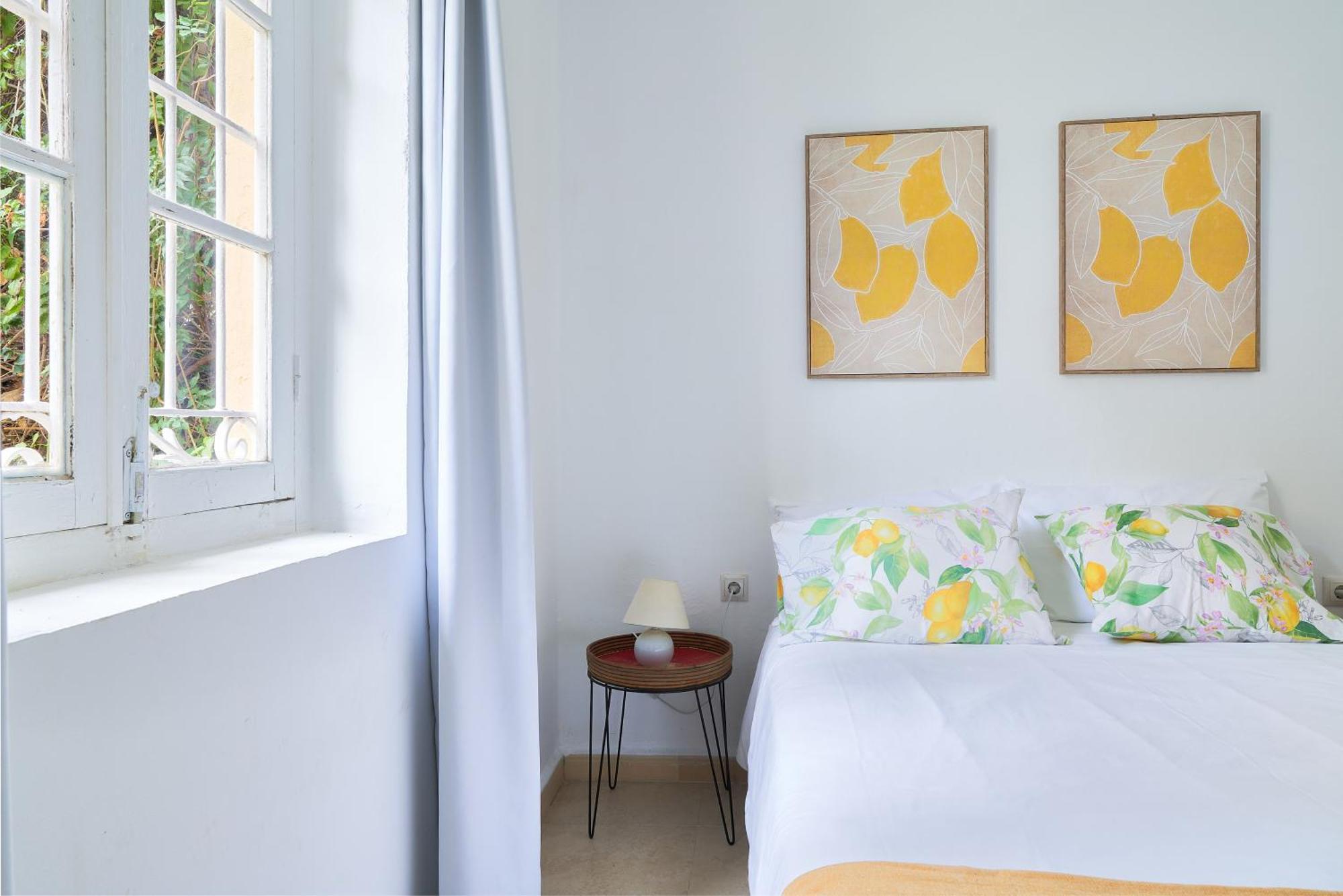 Villa Rosita Suites En Playa De La Malagueta Con Terraza 马拉加 外观 照片